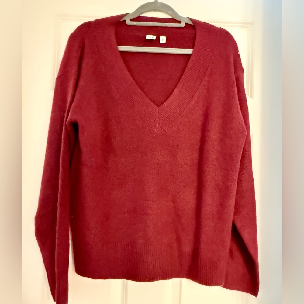 Gap Oversized V-Neck Sweater